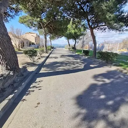 Апартаменты Joli Dans En Bord D'etang Ле Баркарес
